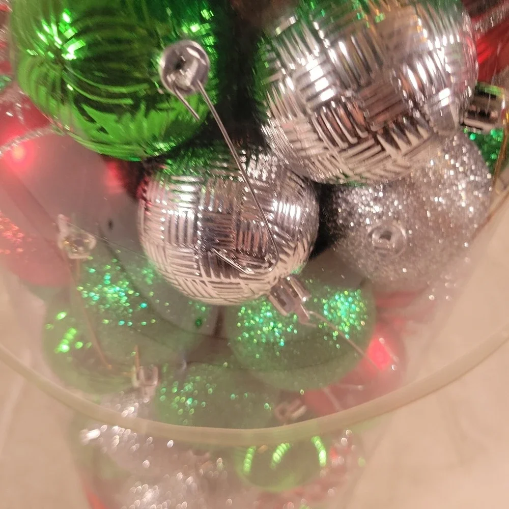 December Home 100 Pieces Shatterproof Christmas Tree Ornaments - Multiple Colors